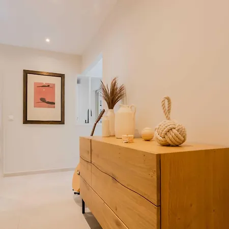 Bright A-c With Sea View -